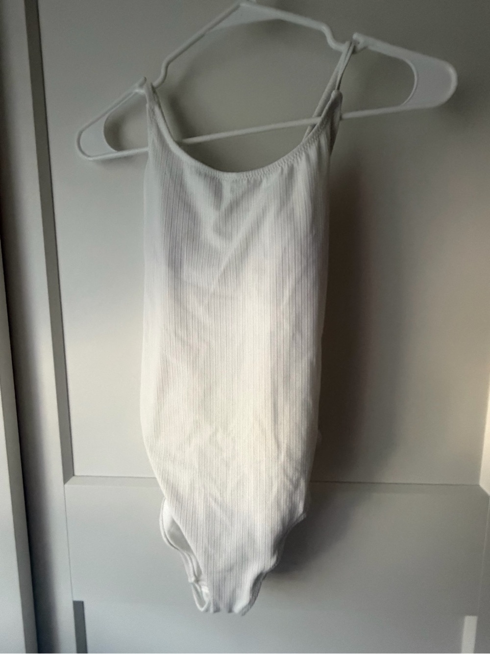 Old Navy White Ribbed Scoop One-Piece Swimsuit - S bridal honeymoon glam